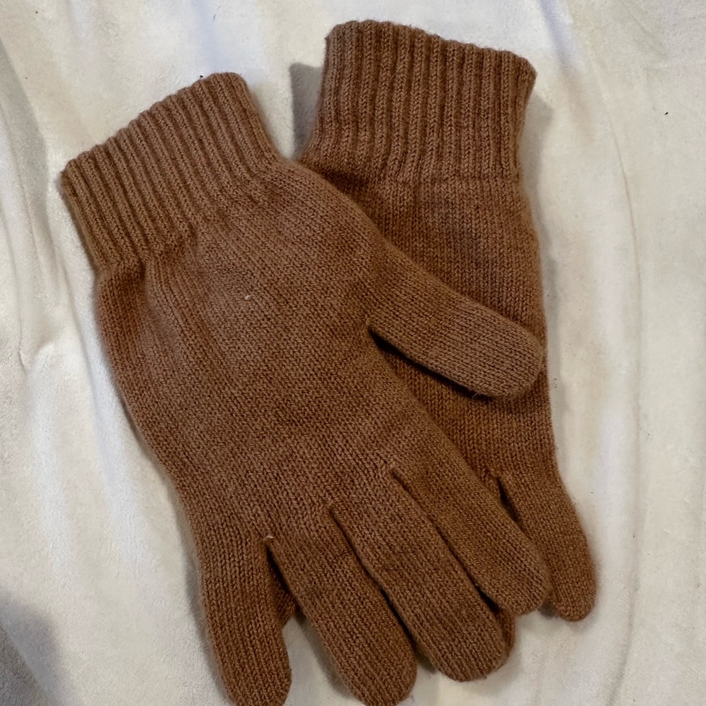 Burberry Brown Knit Gloves